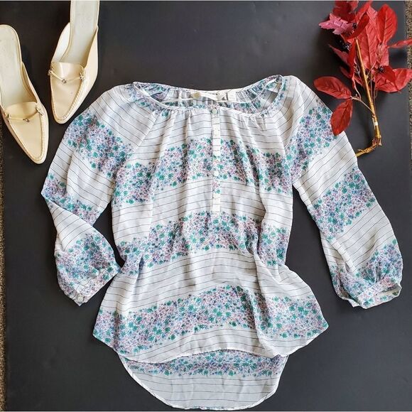 Lauren Conrad Floral Lightweight Blouse - Picture 1 of 8